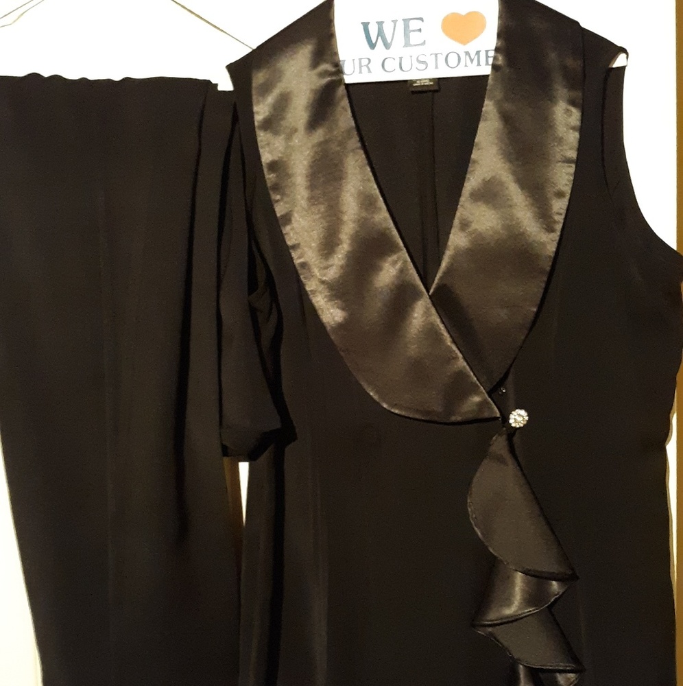Dressy pant suit.